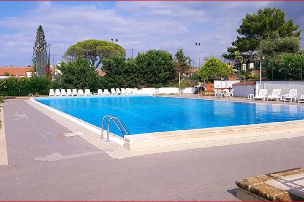 Hh Selection Emiro Villa Lascari Bagian luar foto