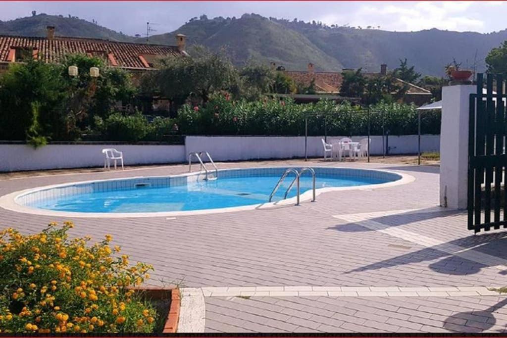 Hh Selection Emiro Villa Lascari Bagian luar foto