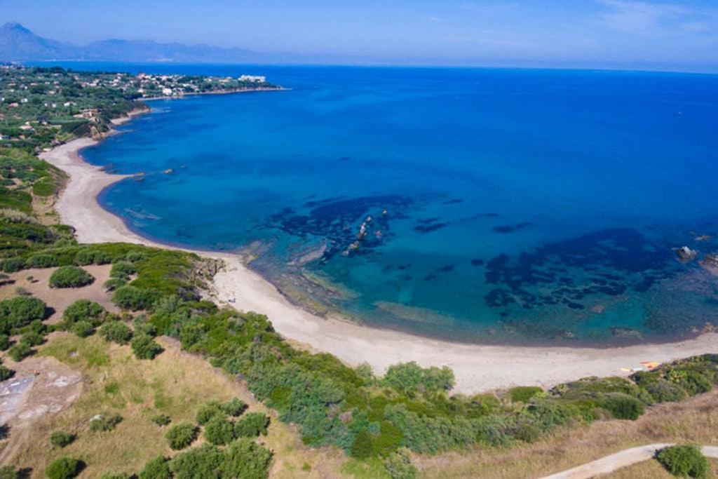 Hh Selection Emiro Villa Lascari Bagian luar foto