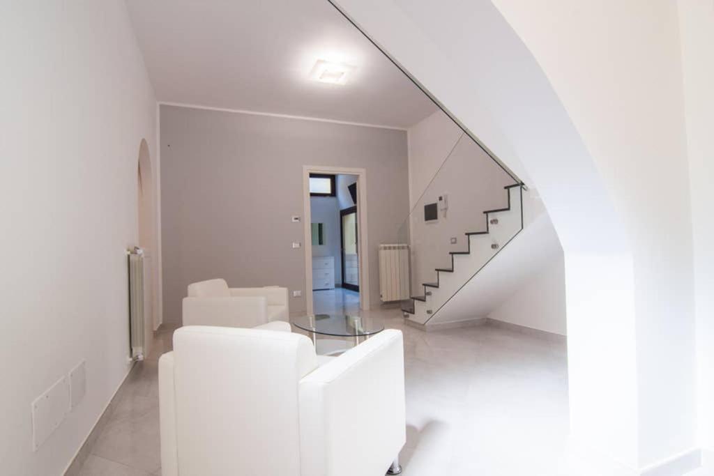 Hh Selection Emiro Villa Lascari Bagian luar foto
